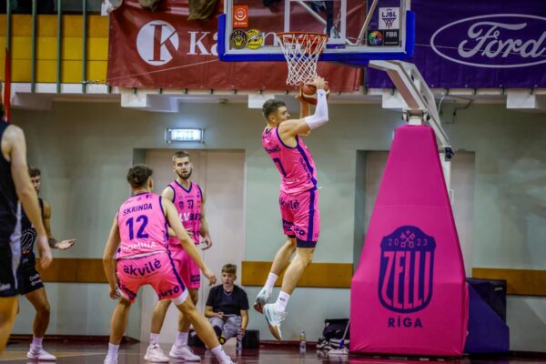 Krišs Helmanis, Basketbolazinas.com