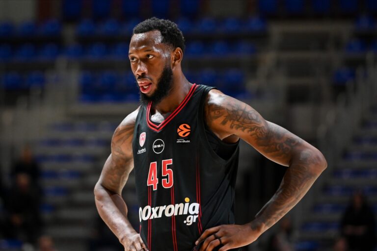 Donta Hals, Olympiacos, Basketbolazinas.com