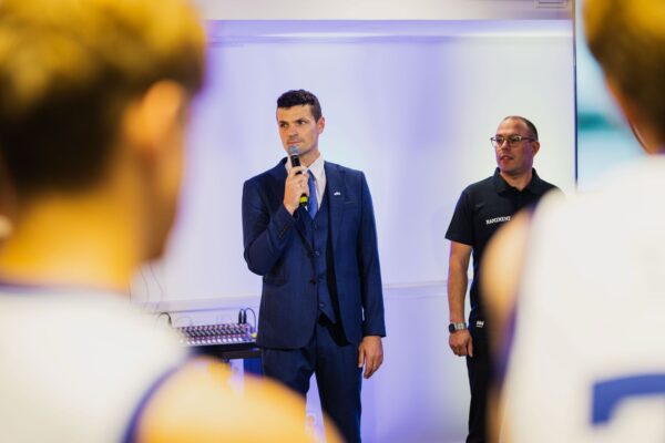 Salvis Mētra, Basketbolazinas.com