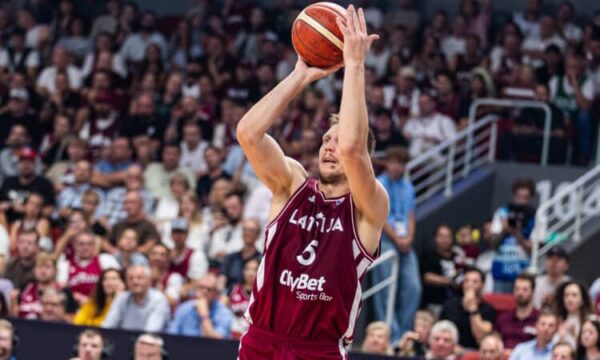 Mareks Mejeris, Basketbolazinas.com